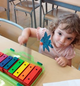 pineda-sensi 🎶✨ Sensibilització Musical: Gaudint i aprenent amb la música! ✨🎶