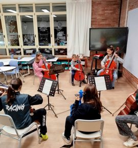 🎶✨ Preparant el Conte d’hivern amb l’alumnat de Cello! 🎻❄️